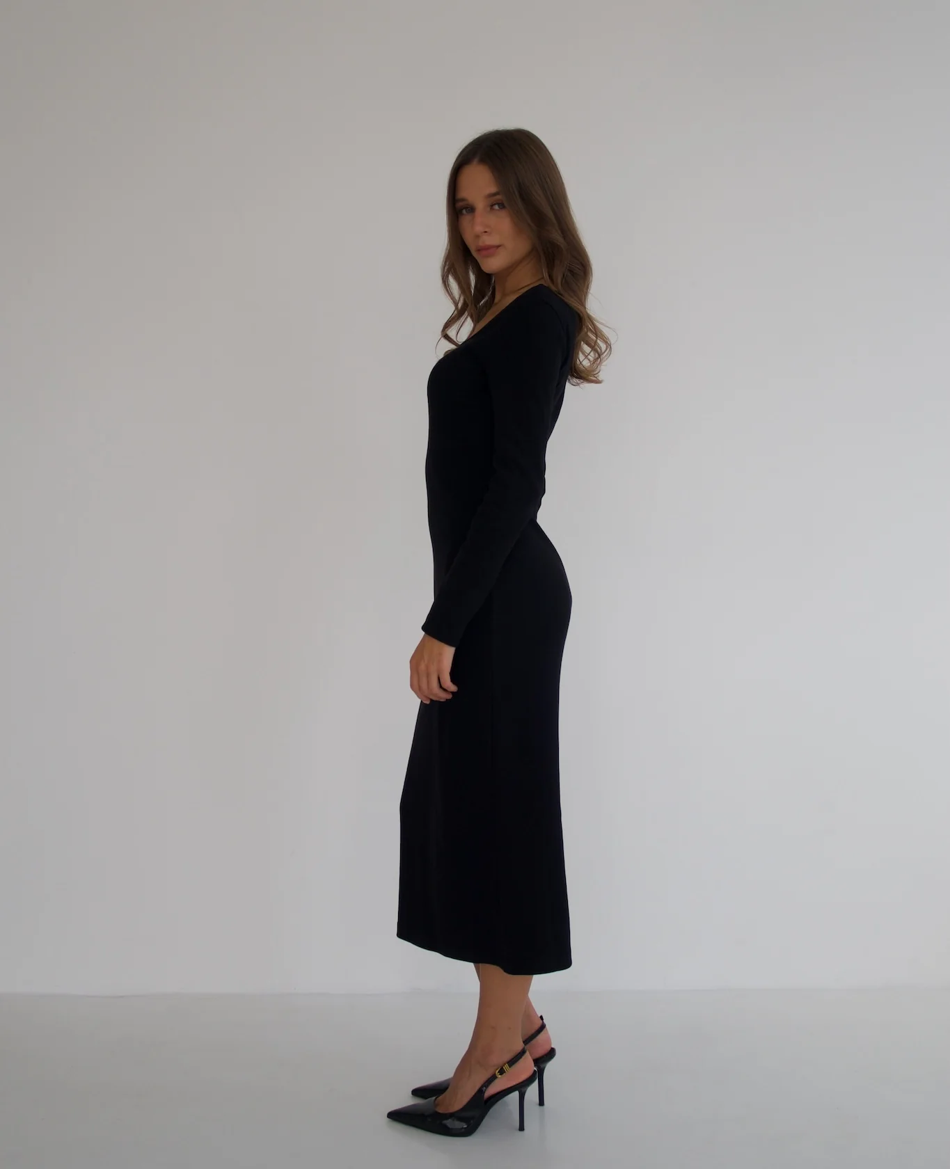 Sukienka MOLLY Black - Image 7